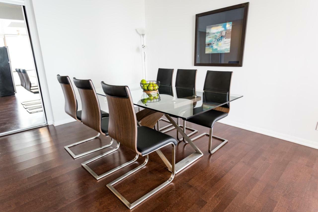 Altitude Suites Bay Street - Holiday Bonus - Free Parking Toronto Luaran gambar