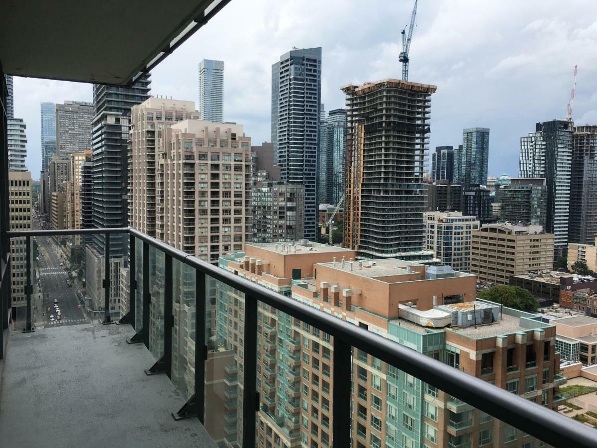 Altitude Suites Bay Street - Holiday Bonus - Free Parking Toronto Luaran gambar