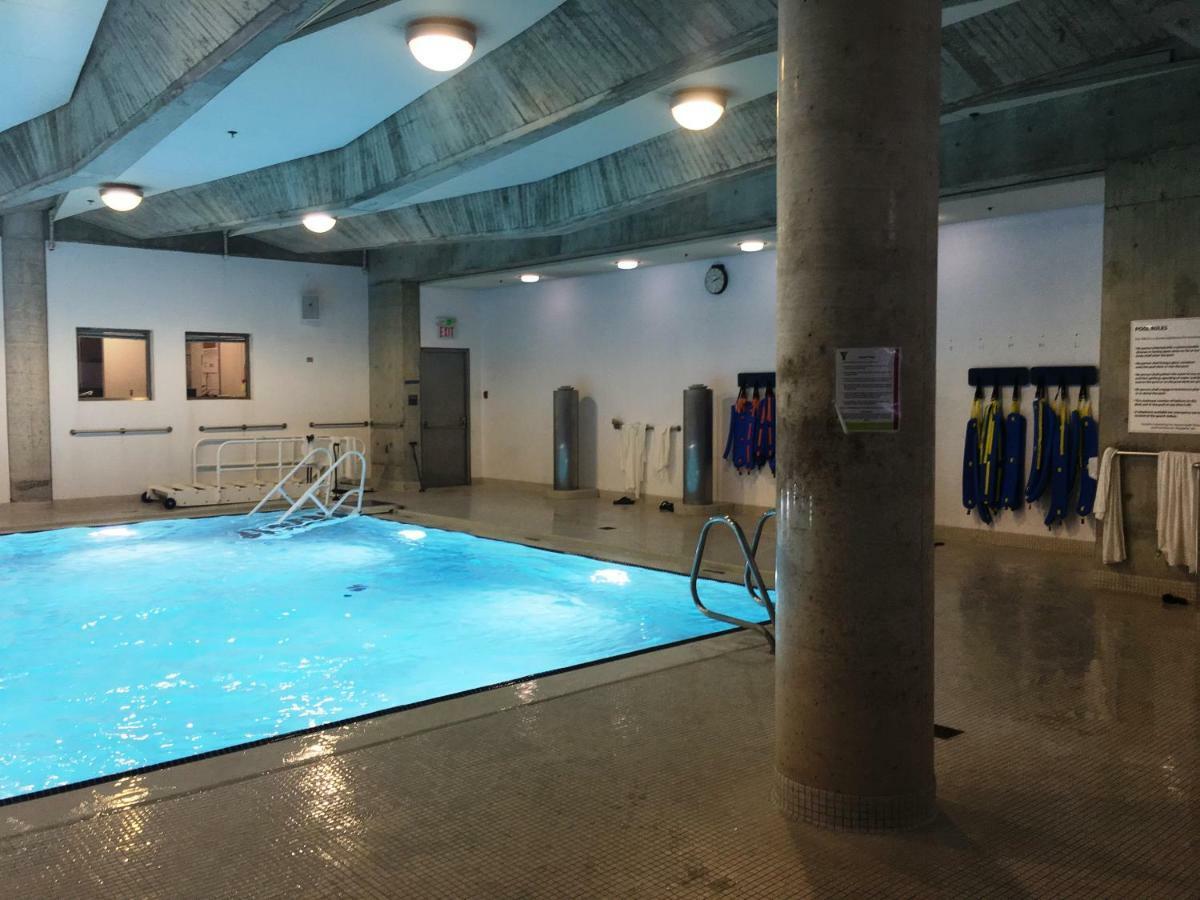 Altitude Suites Bay Street - Holiday Bonus - Free Parking Toronto Luaran gambar